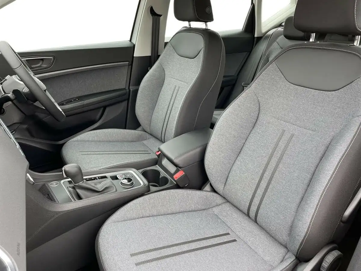 2025-seat-ateca-15-ecotsi-se-technology-dsg-big-9