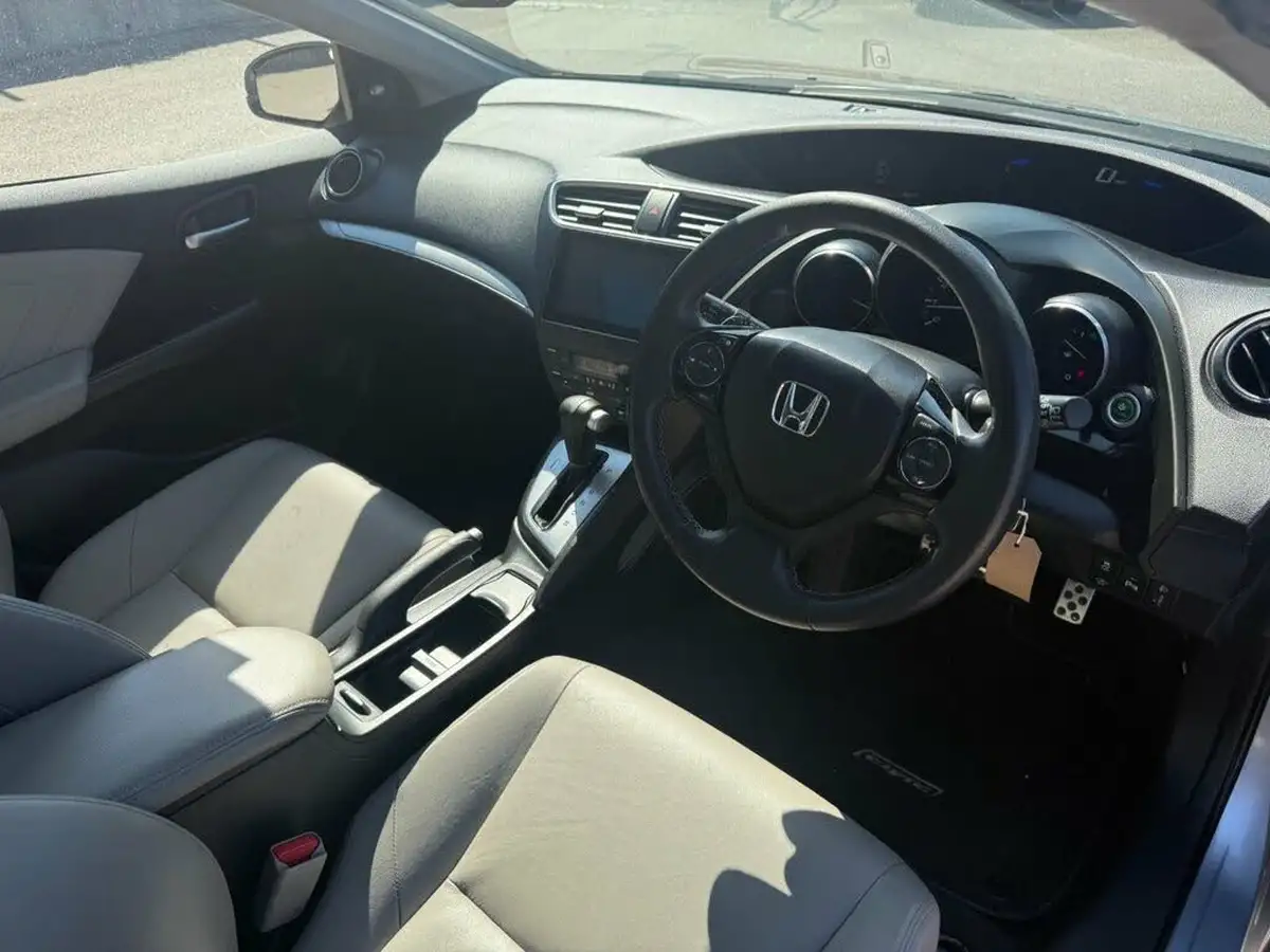 2016-honda-civic-18-i-vtec-sr-dasp-hatchback-auto-big-14