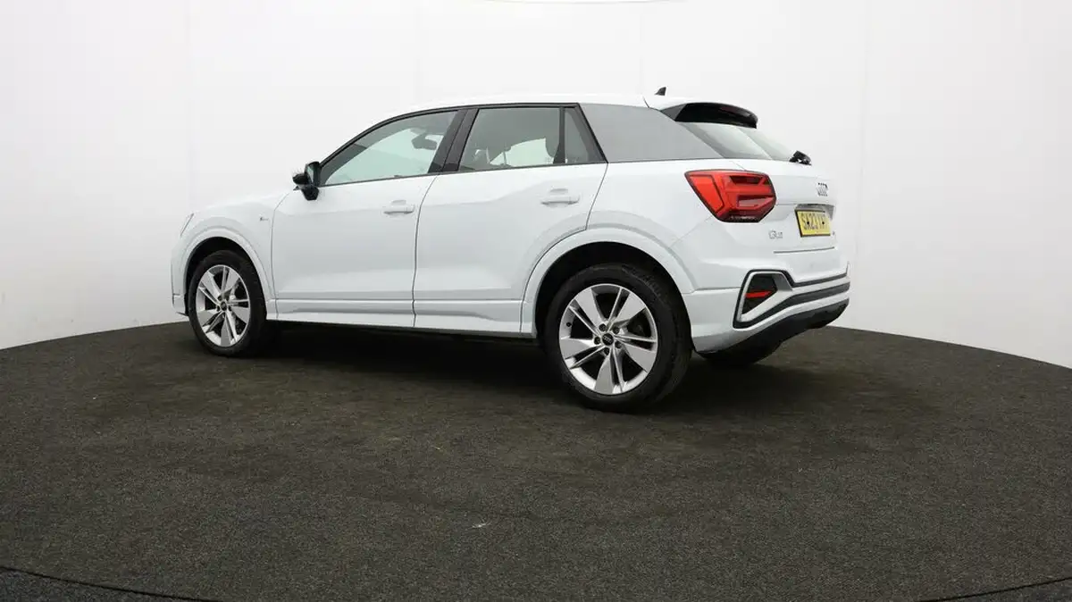 2023-audi-q2-15-35-tfsi-s-line-tronic-big-71