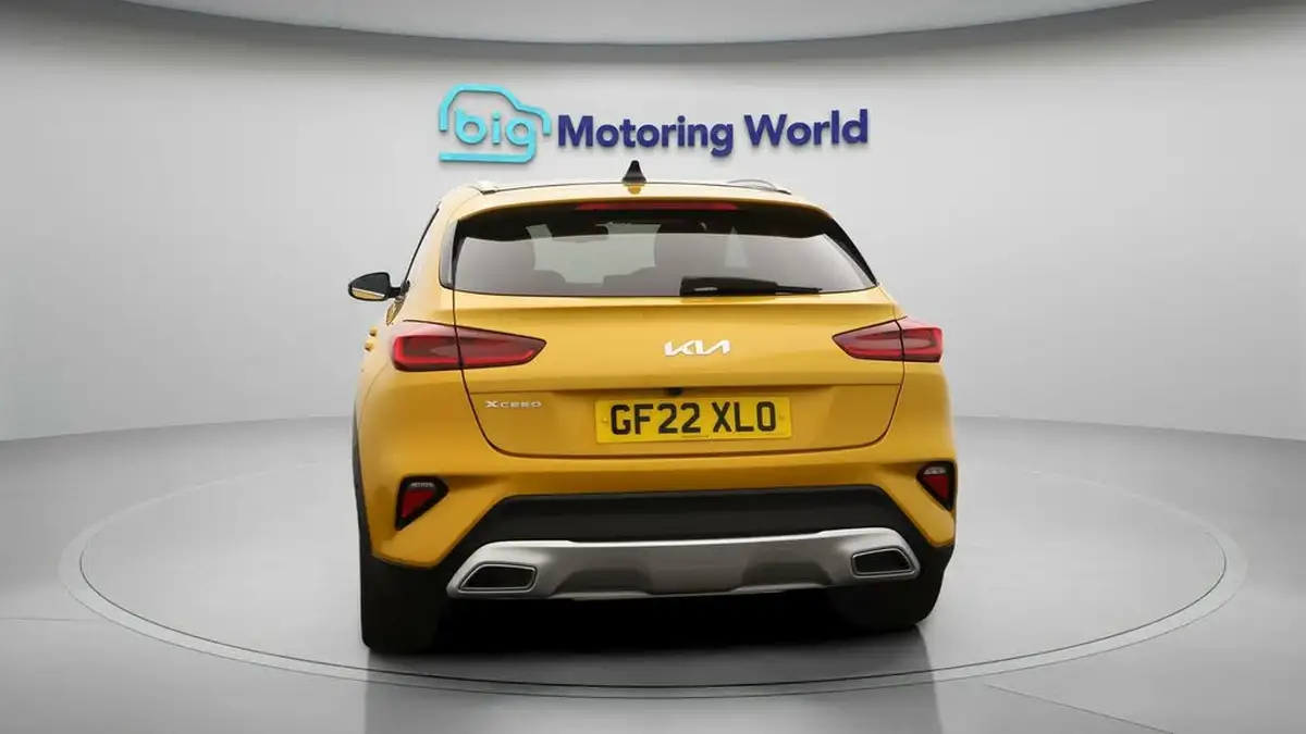 2022-kia-xceed-16-gdi-4-big-6