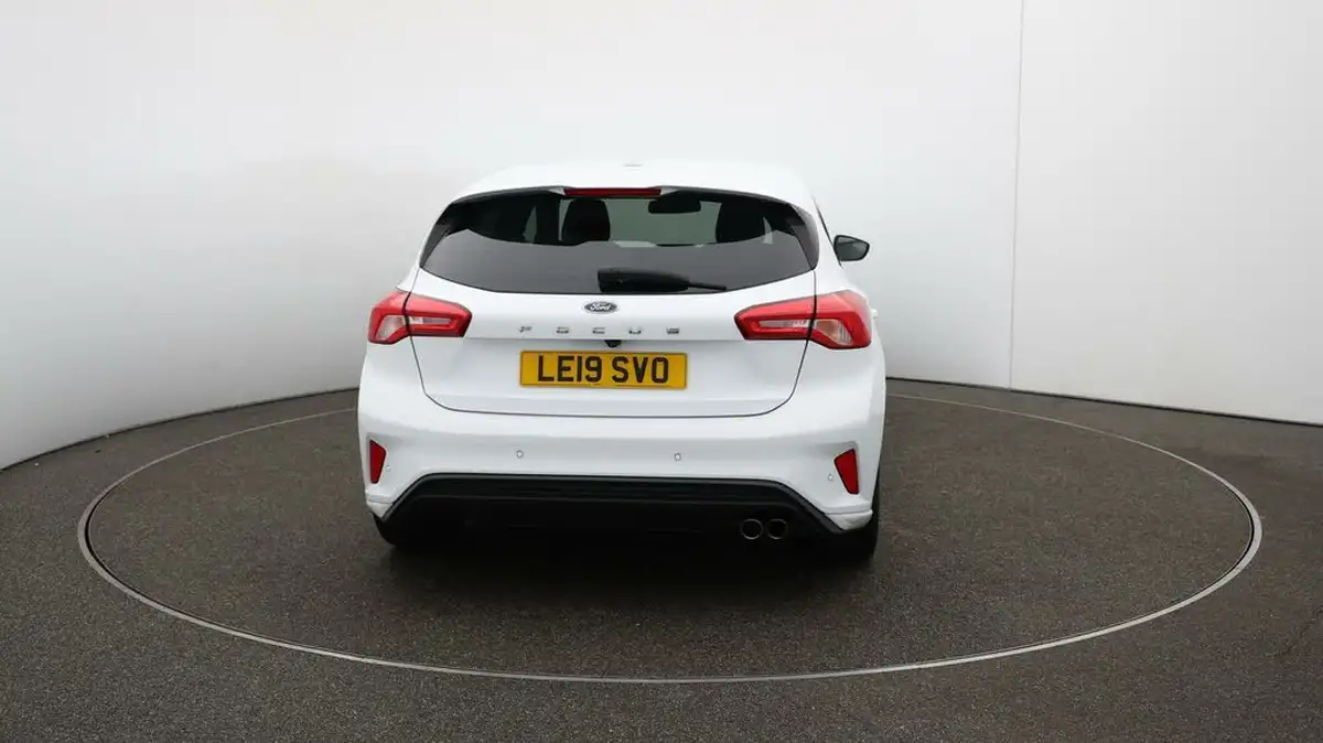 2019-ford-focus-10t-st-line-x-hatchback-big-57