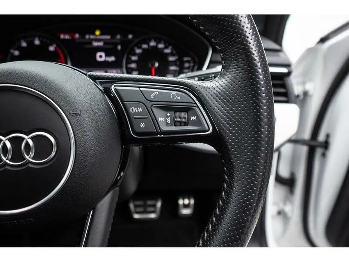 2018-audi-a4-avant-14-tfsi-s-line-tronic-big-27