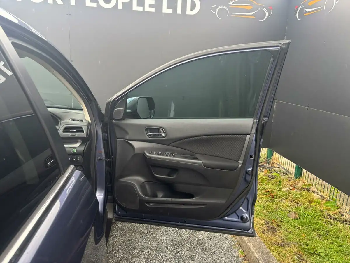 2015-honda-cr-v-16-i-dtec-se-honda-connect-120ps-big-14