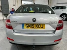 2015-skoda-octavia-20tdi-elegance-hatchback-small-5