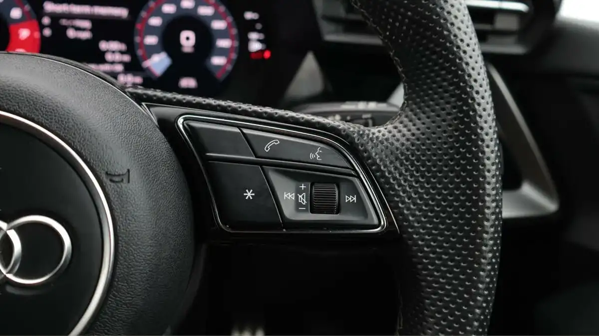 2023-audi-a3-15-35-tfsi-s-line-sportback-5d-big-24