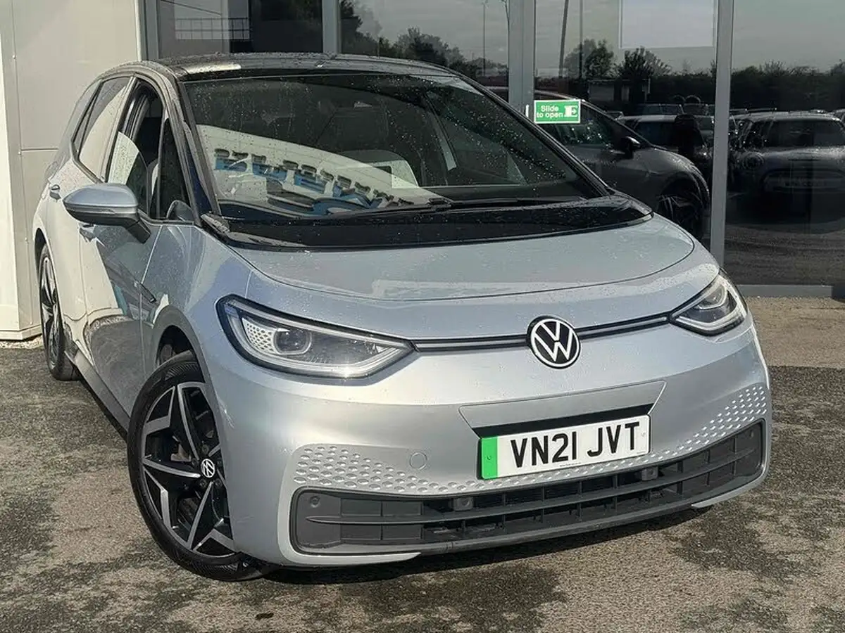 2021-volkswagen-id3-e-tour-big-5