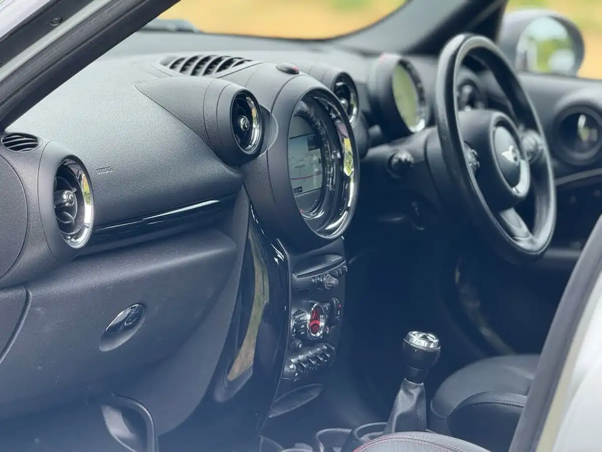 2014-mini-countryman-16td-cooper-d-big-6