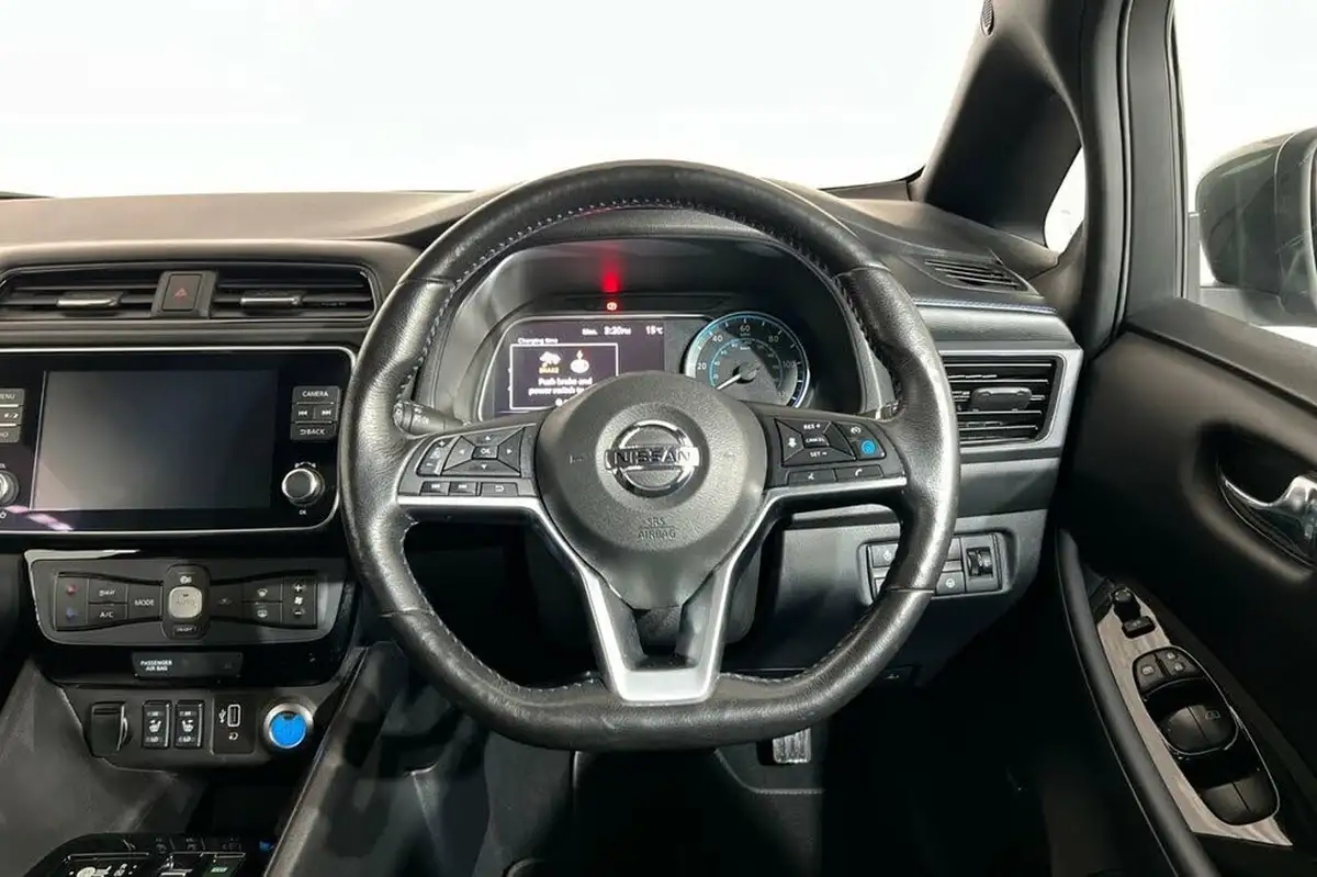 2020-nissan-leaf-e-e-3zero-big-23