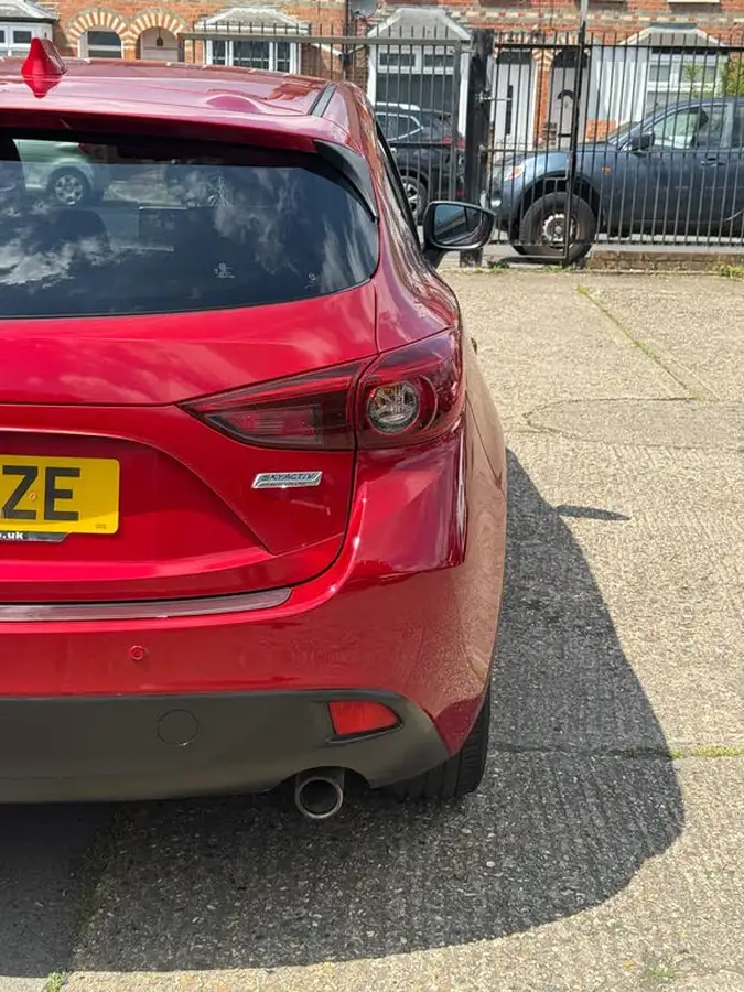 2014-mazda-mazda3-20-sport-nav-165ps-hatchback-5d-big-19