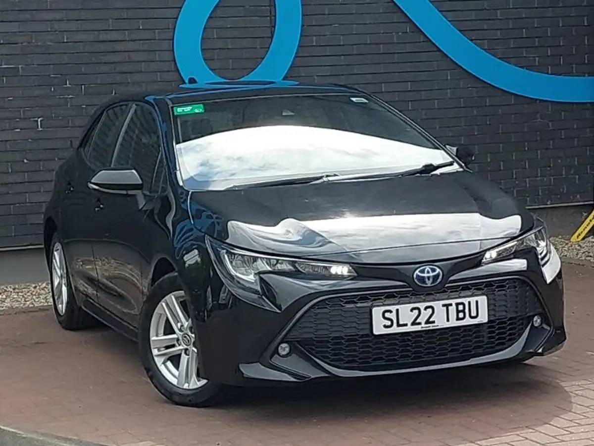 2022-toyota-corolla-18-vvt-i-icon-120bhp-trk-hatchback-5d-big-0