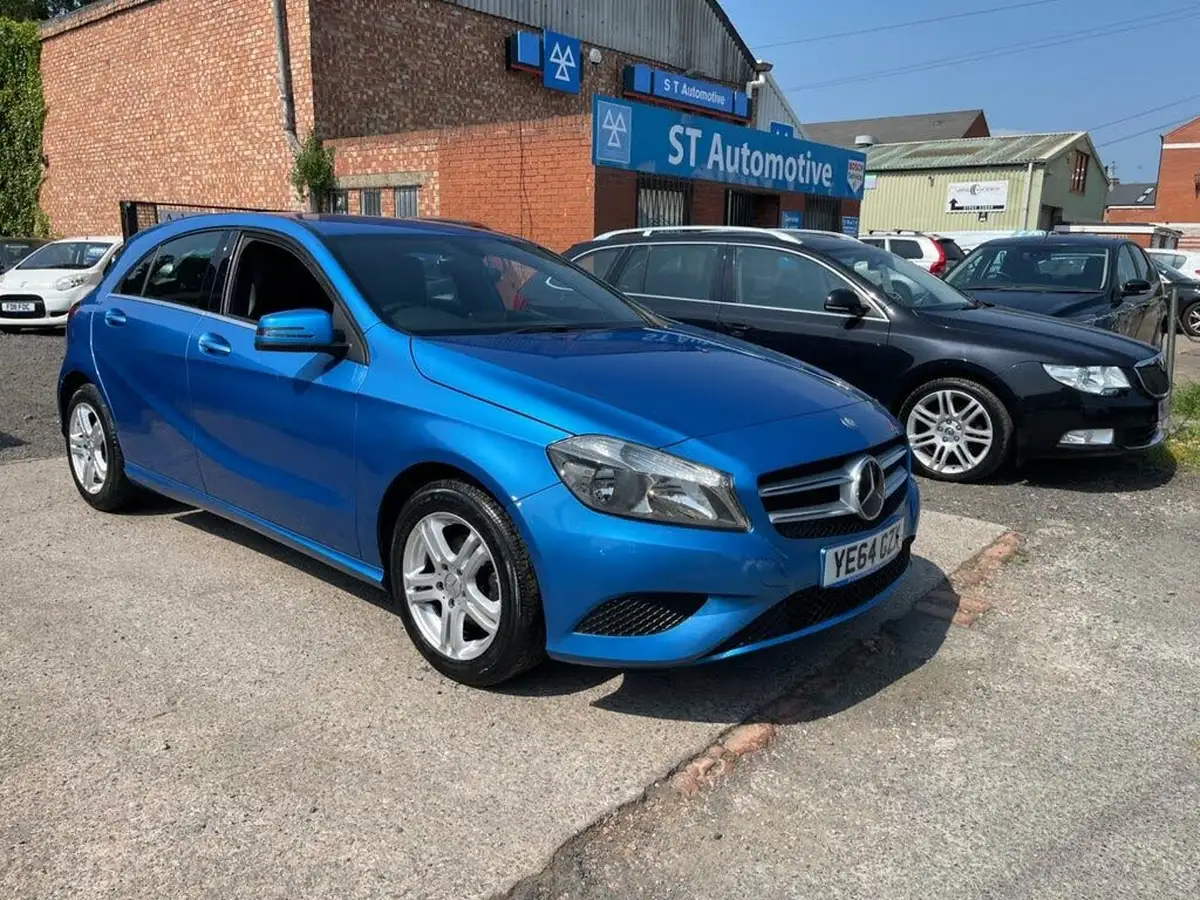 2014-mercedes-benz-a-class-15-cdi-a180-sport-big-45