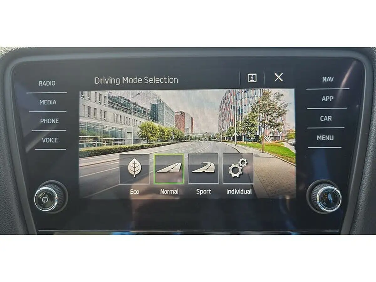 2020-skoda-octavia-16tdi-se-l-estate-big-21