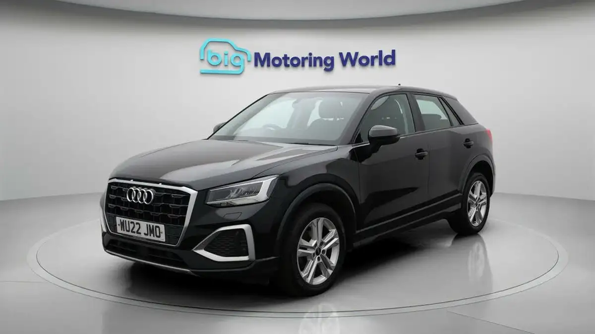 2022-audi-q2-15-35-tfsi-sport-s-tronic-big-3