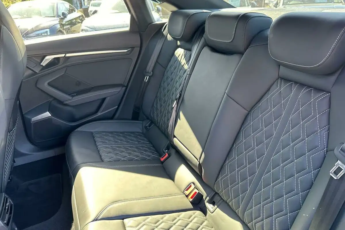 2024-audi-s3-big-35