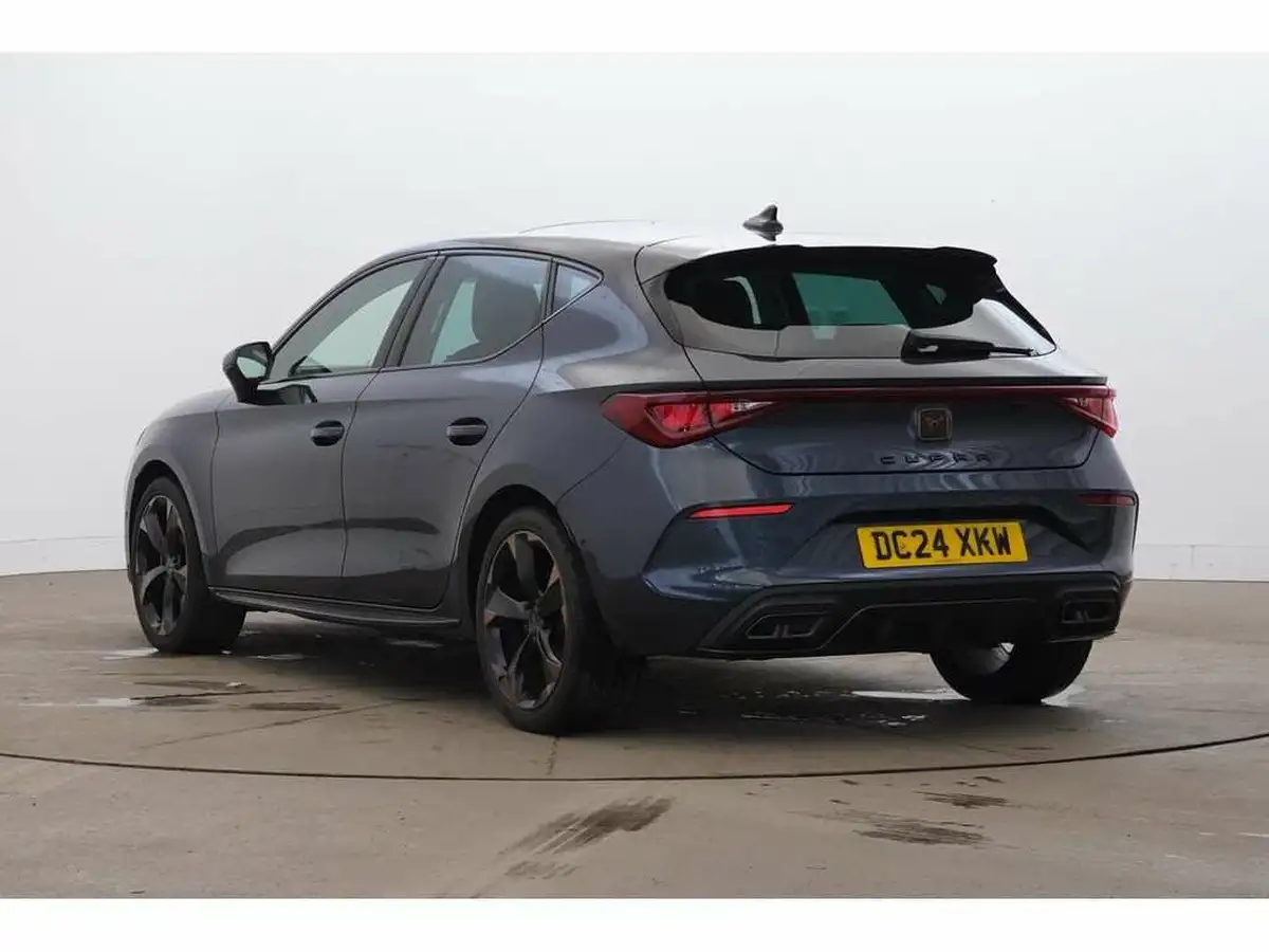 2024-cupra-leon-nf-15-etsi-v1-design-edition-hatchback-big-2