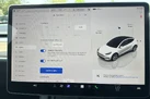 2022-tesla-model-y-e-long-range-small-45