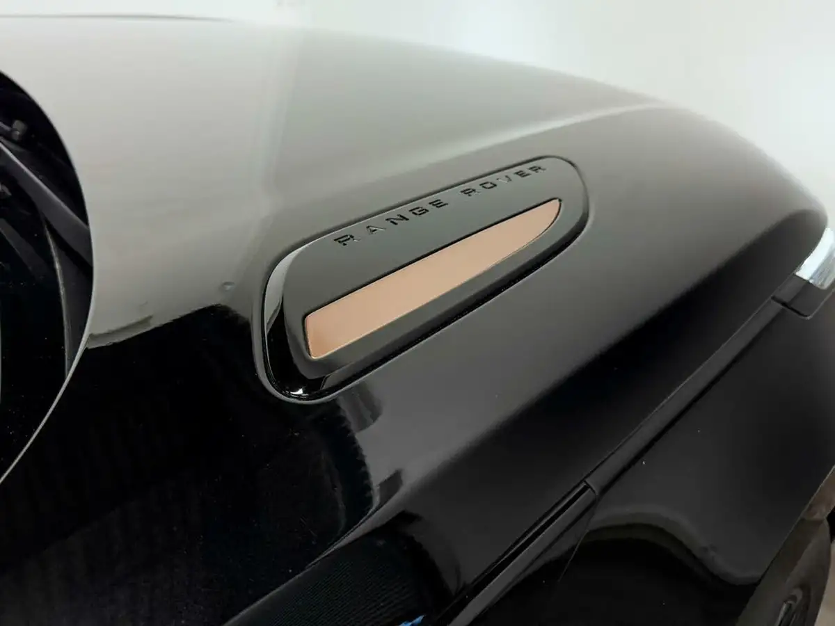 2023-land-rover-range-rover-velar-30-d300-r-dynamic-se-big-23