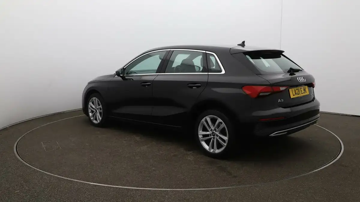 2021-audi-a3-15-35-tfsi-sportback-5d-s-tronic-big-61