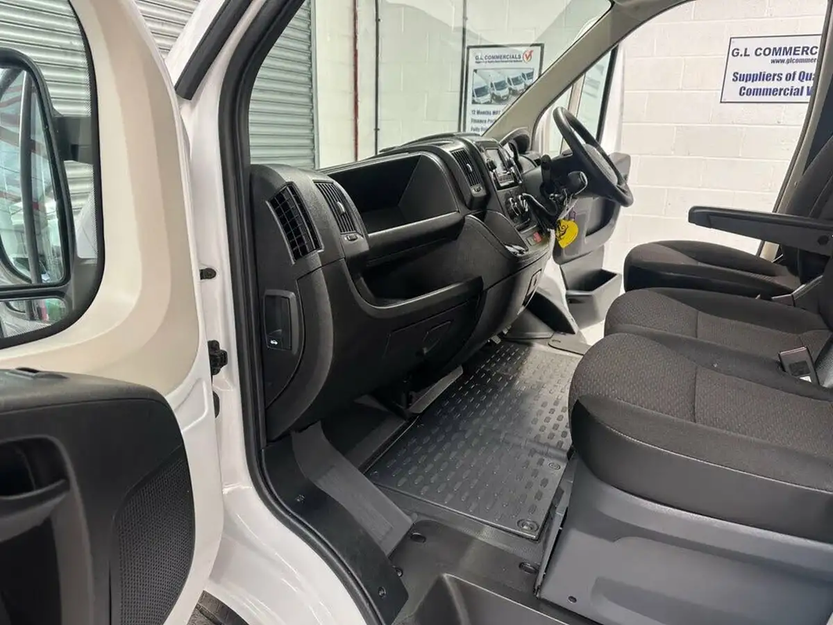 2023-citroen-relay-22bluehdi-35-l3h2-enterprise-140eu6dss-panel-2179cc-big-24