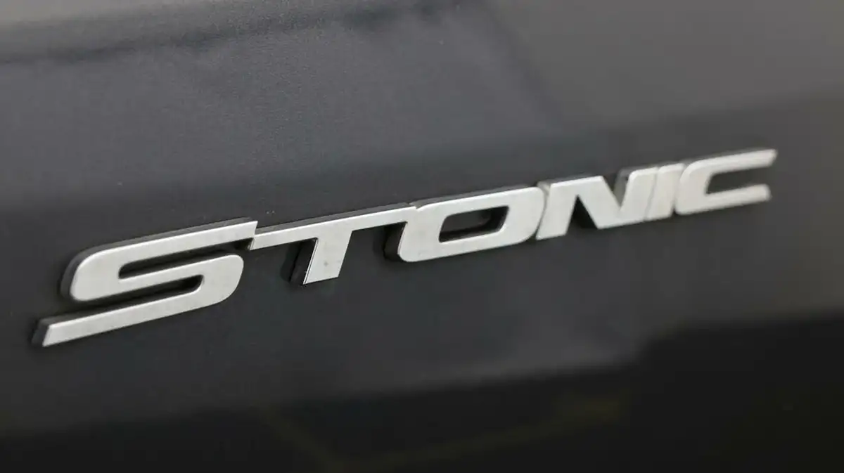 2019-kia-stonic-10-t-gdi-3-big-20