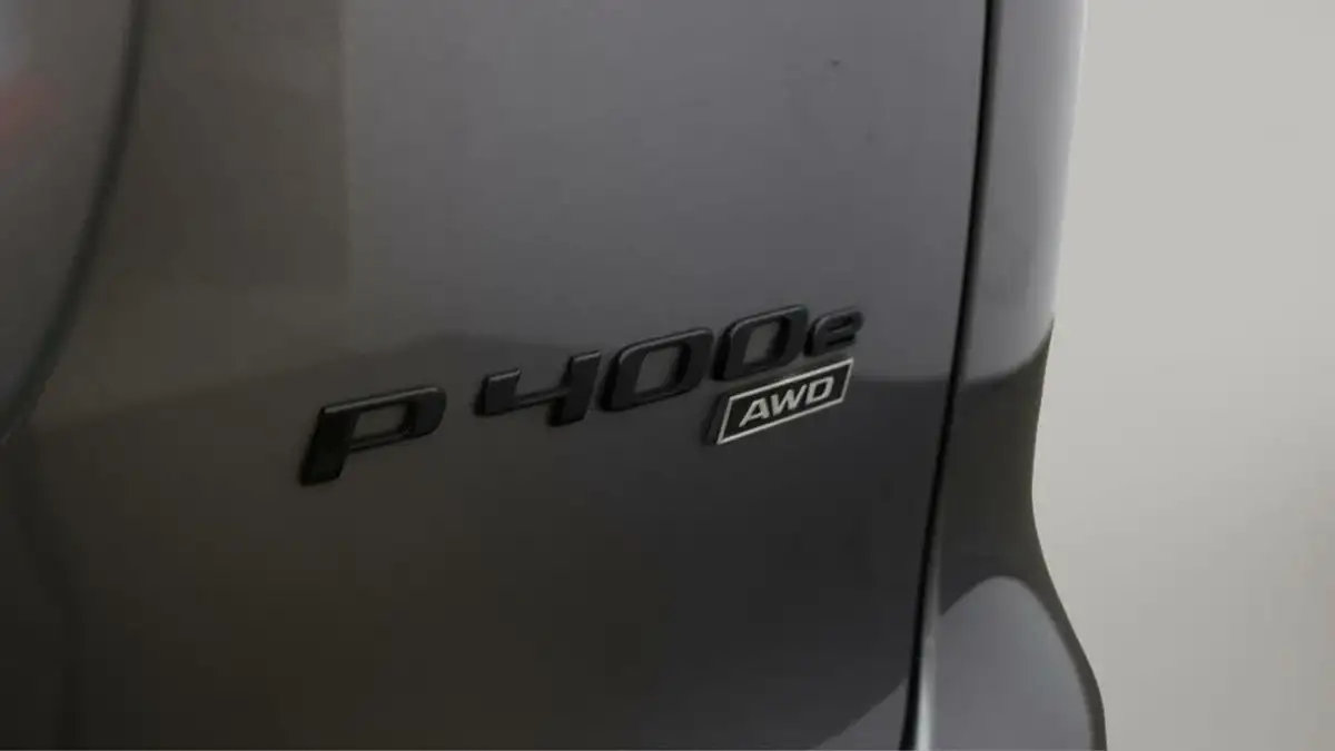 2022-jaguar-f-pace-20-p250-r-dynamic-black-big-20