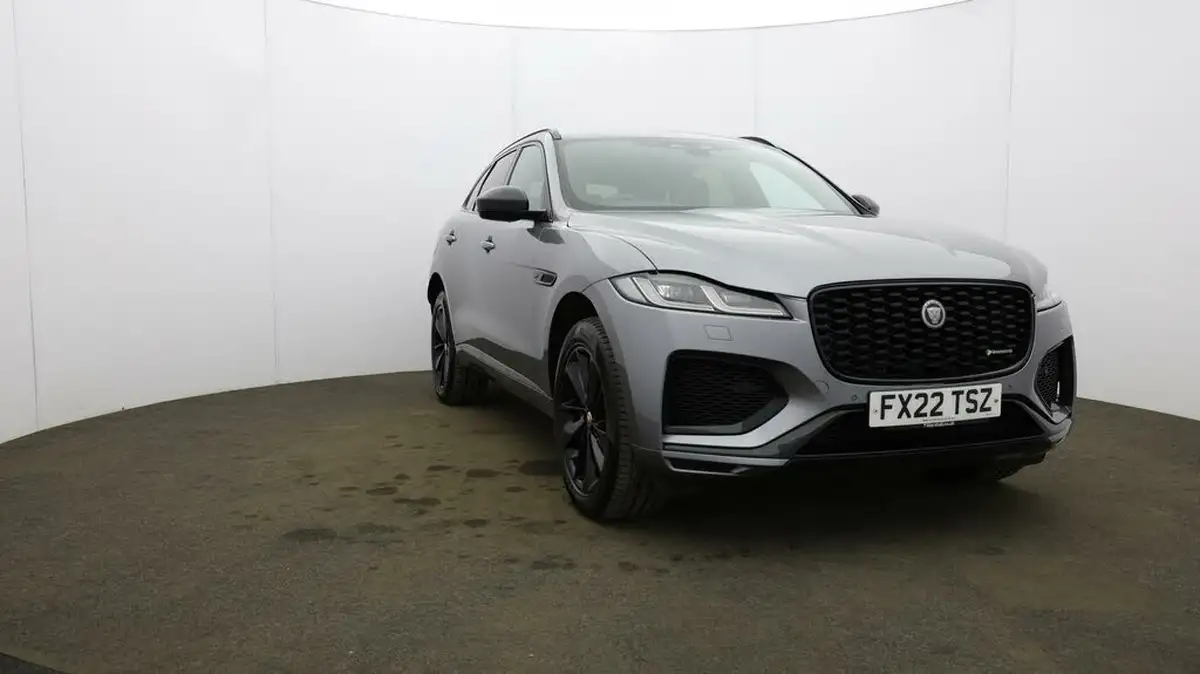 2022-jaguar-f-pace-20-p250-r-dynamic-black-big-44