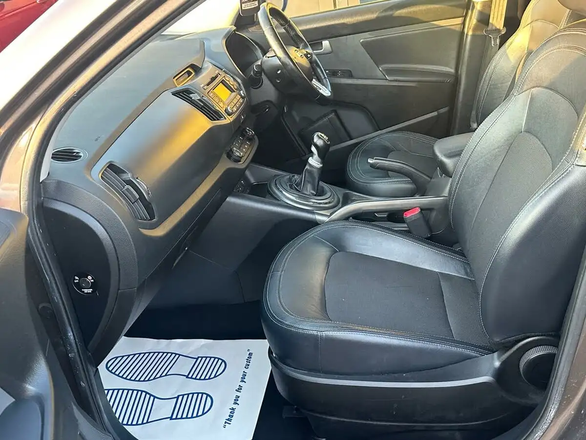 2012-kia-sportage-17td-2-big-24