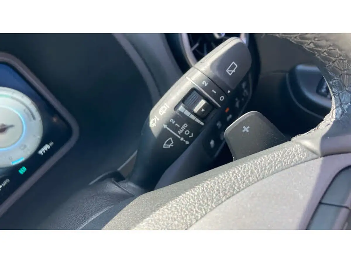 2023-hyundai-kona-16-gdi-ultimate-big-40