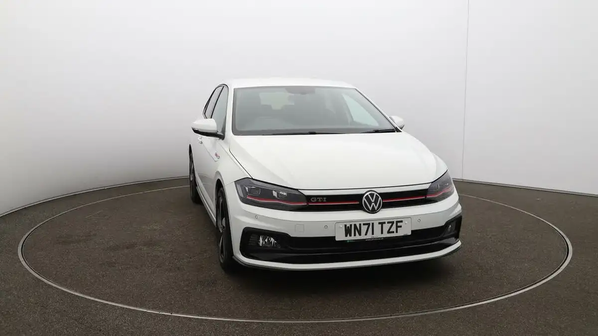 2021-volkswagen-polo-20-tsi-gti-207ps-big-39