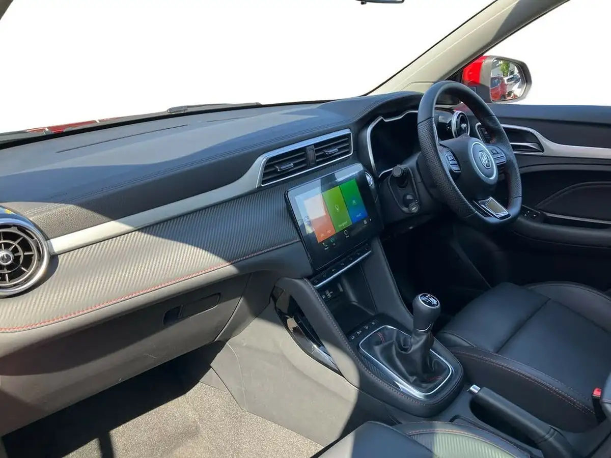 2024-mg-zs-suv-10t-gdi-exclusive-big-6