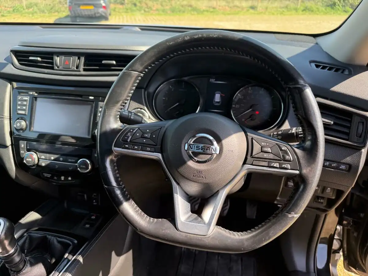 2017-nissan-x-trail-16dci-n-connecta-big-24