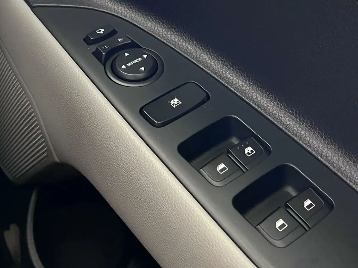 2019-kia-stonic-10-t-gdi-3-big-34