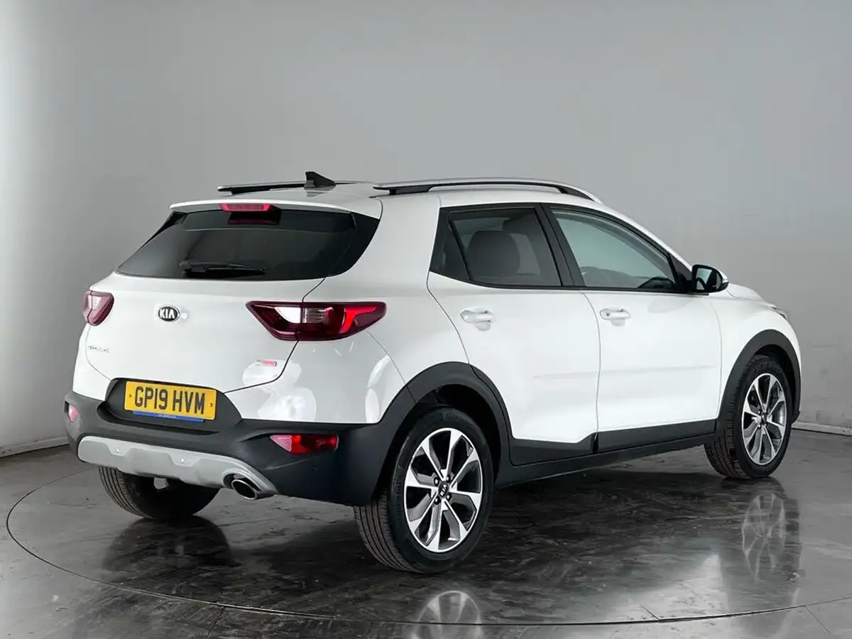 2019-kia-stonic-10-t-gdi-3-big-6