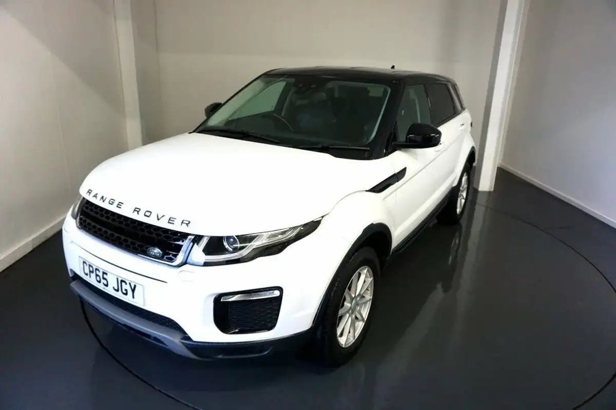 2015-land-rover-range-rover-evoque-20td4-se-tech-ss-hatchback-5d-big-1