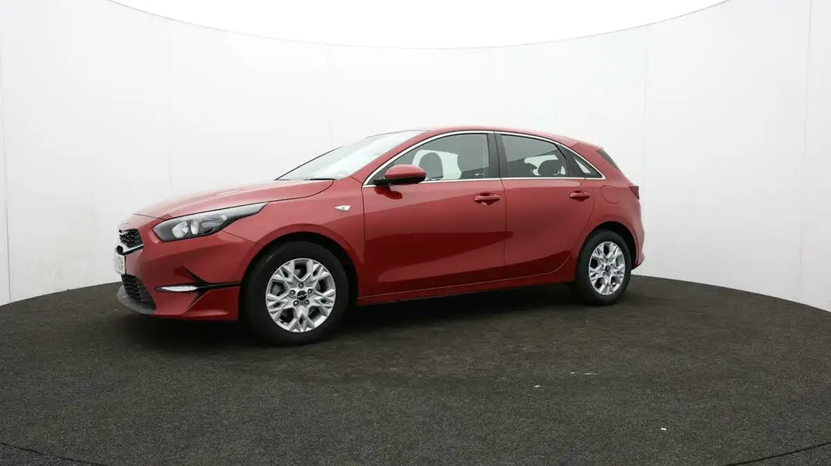2024-kia-ceed-15-t-gdi-2-138bhp-hatchback-big-56