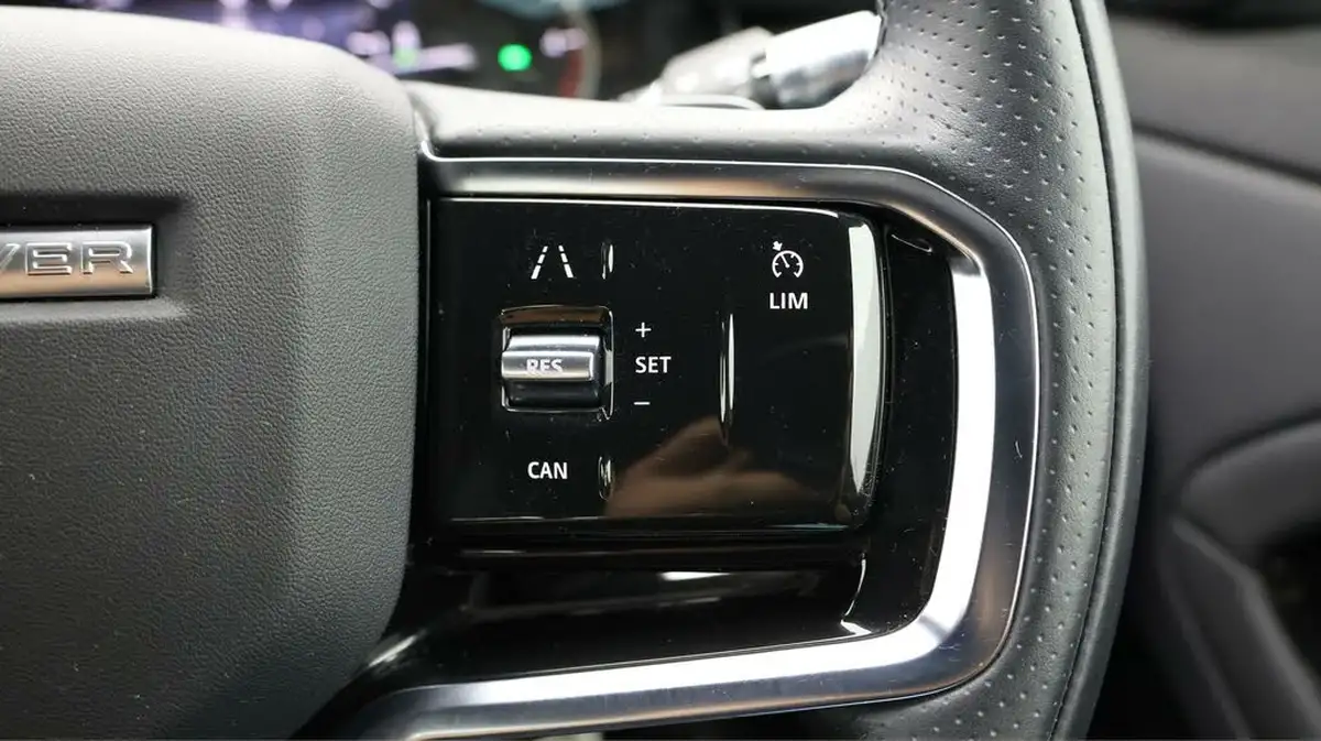 2021-land-rover-range-rover-evoque-20-d200-r-dynamic-s-big-22