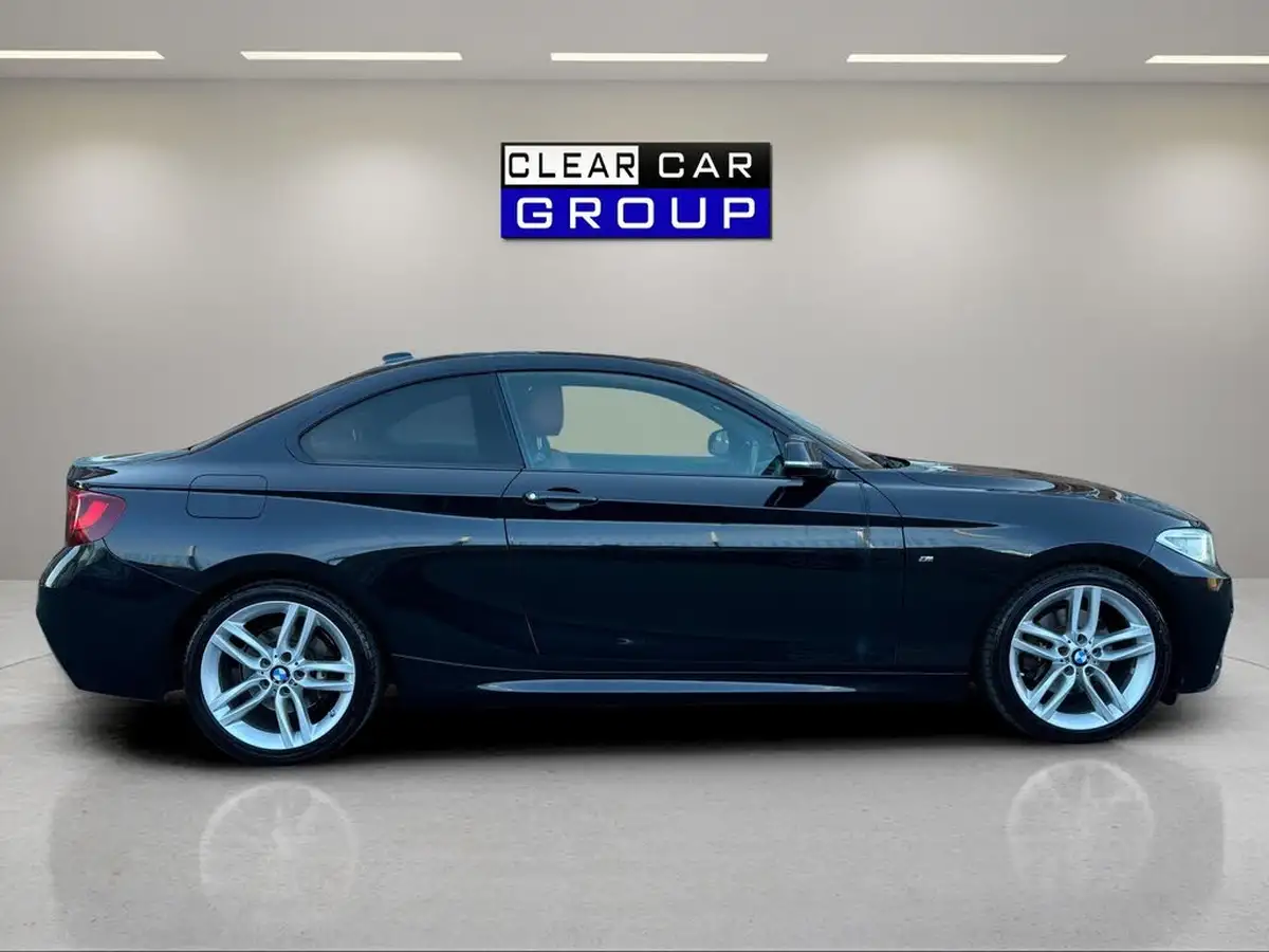 2014-bmw-2-series-20-220i-m-sport-coupe-2d-big-3