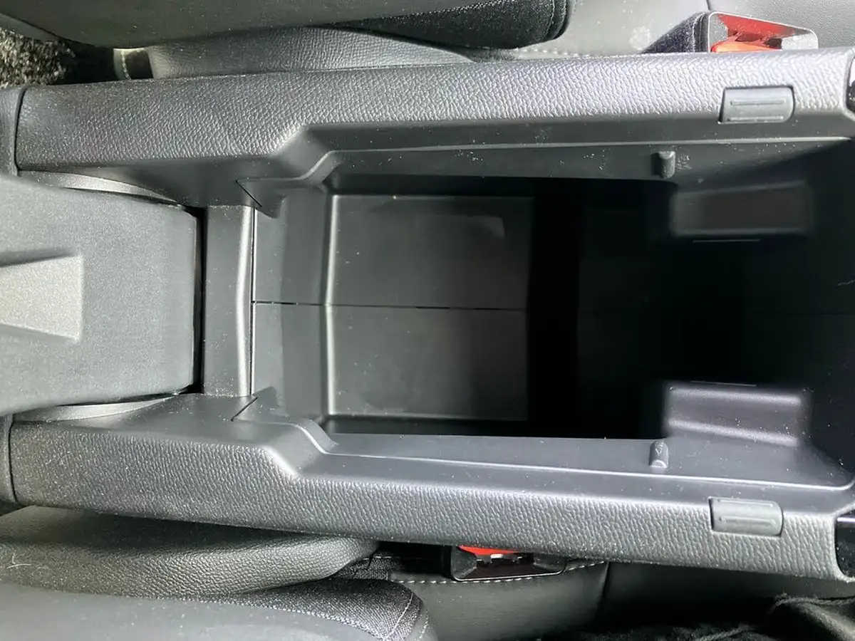 2020-peugeot-208-e-gt-line-big-57