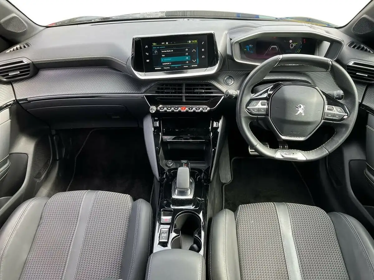 2020-peugeot-208-e-gt-line-big-9