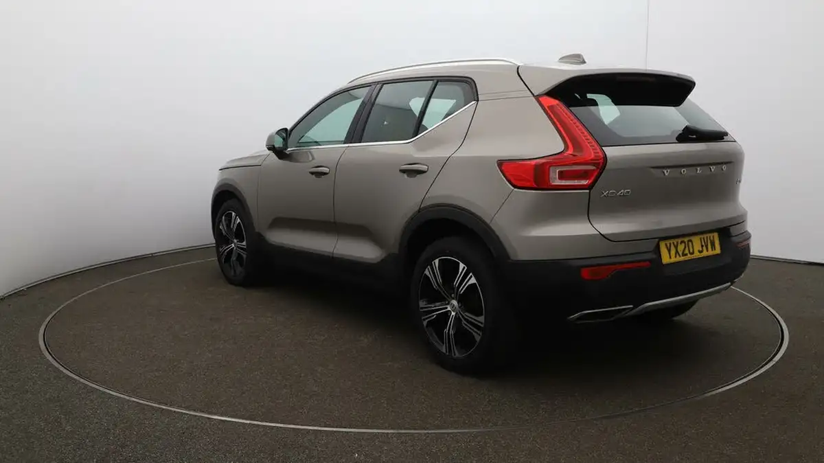 2020-volvo-xc40-20td-d3-inscription-pro-big-57