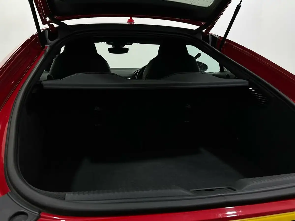 2017-audi-tt-coupe-20-tfsi-quattro-s-line-big-40