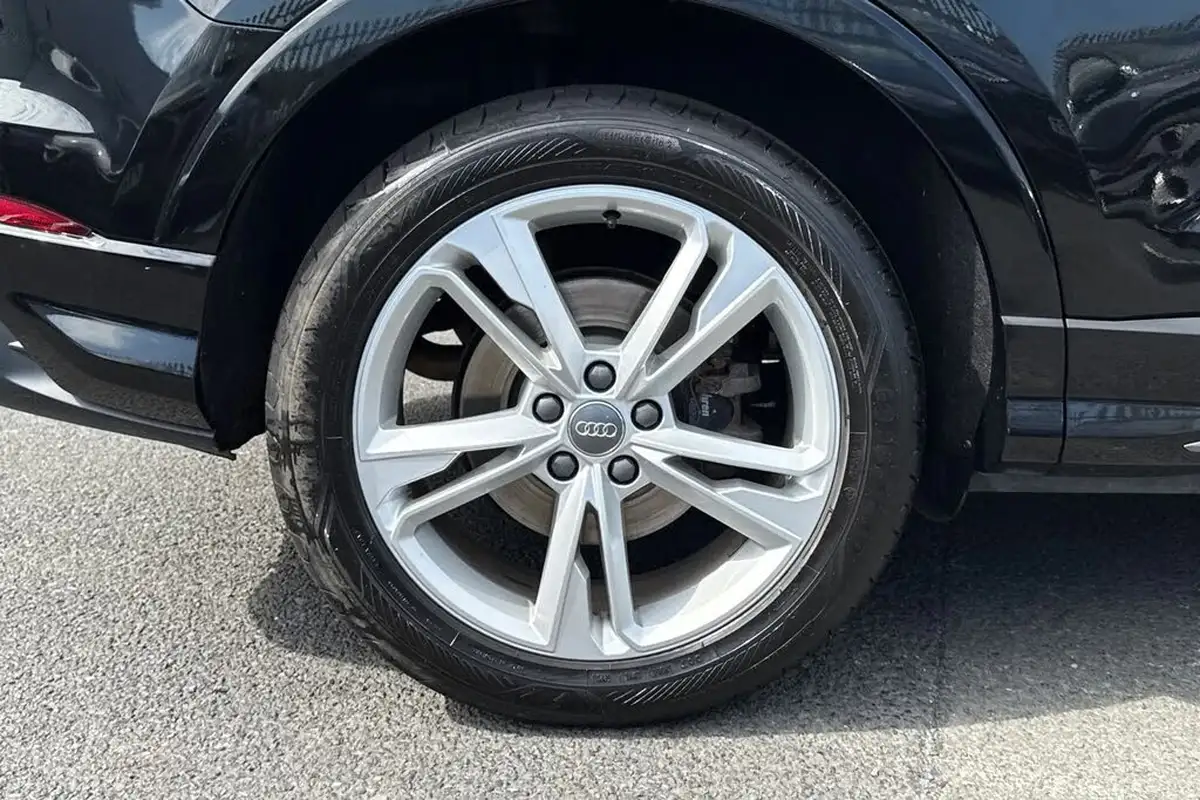 2019-audi-q3-20-40-tfsi-s-line-big-11
