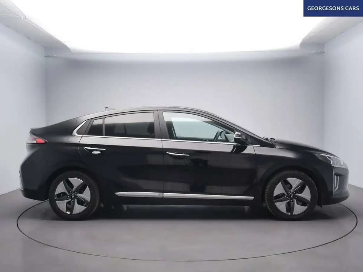 2021-hyundai-ioniq-16-gdi-premium-se-hybrid-big-5
