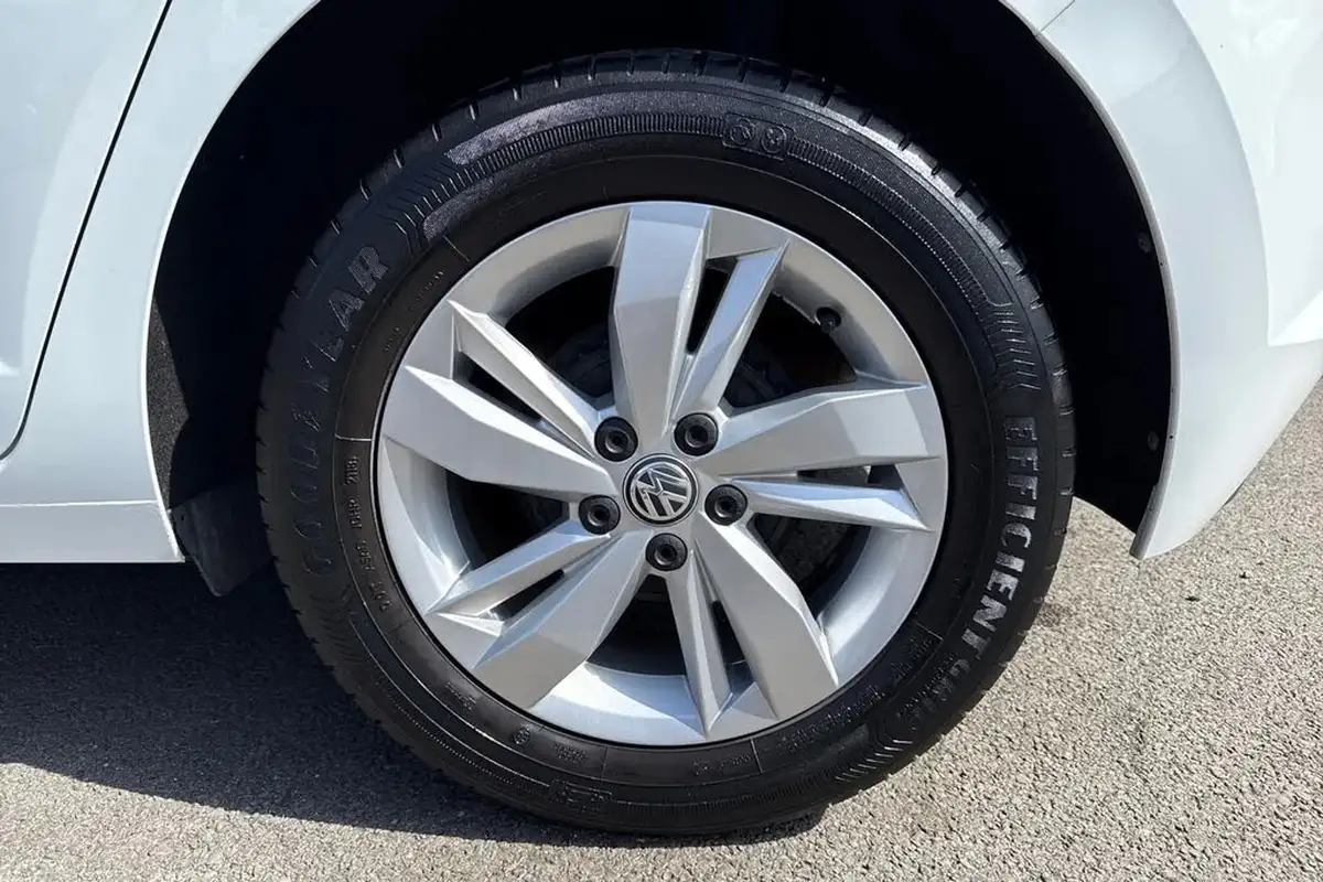 2019-volkswagen-polo-10-se-65ps-evo-ss-big-11