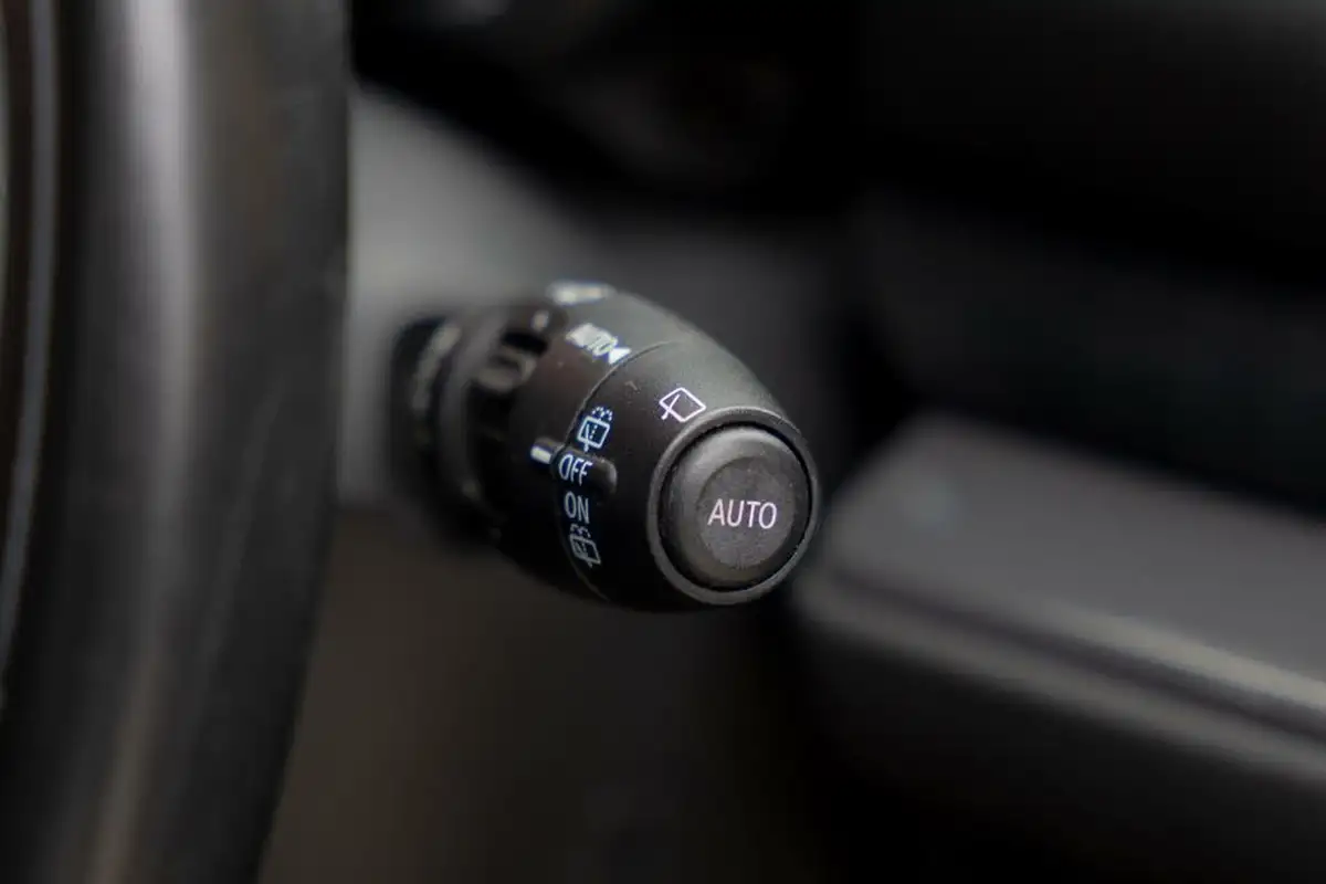 2018-mini-clubman-15-cooper-ss-big-51