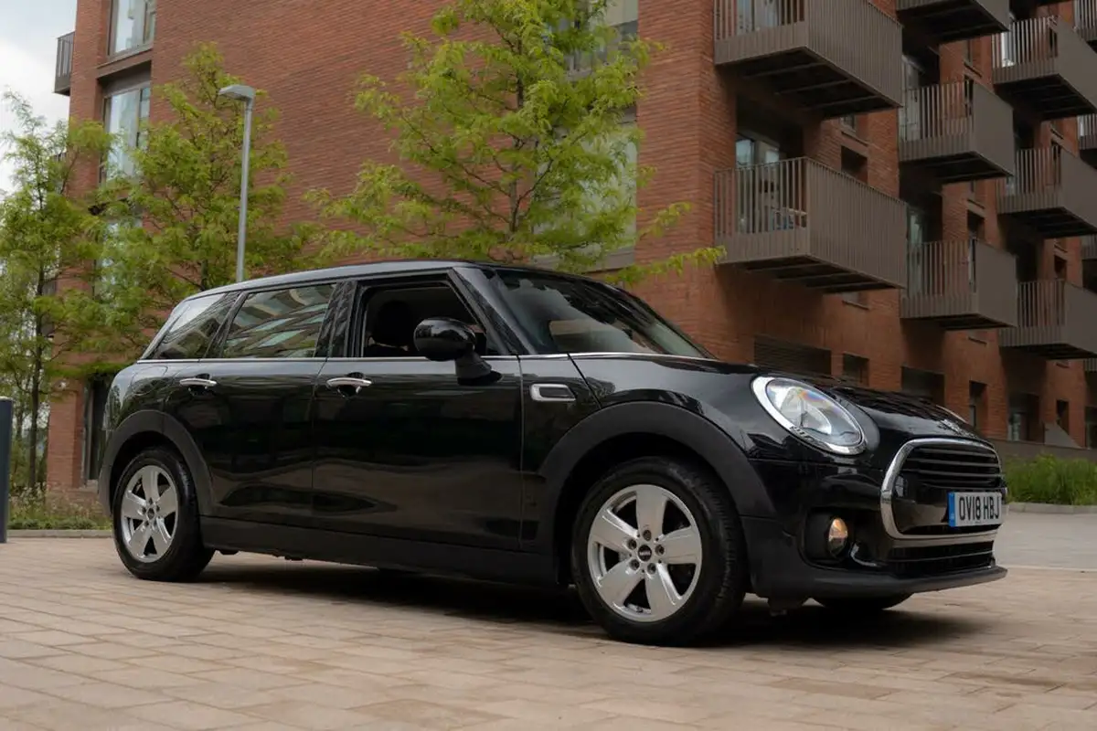 2018-mini-clubman-15-cooper-ss-big-3