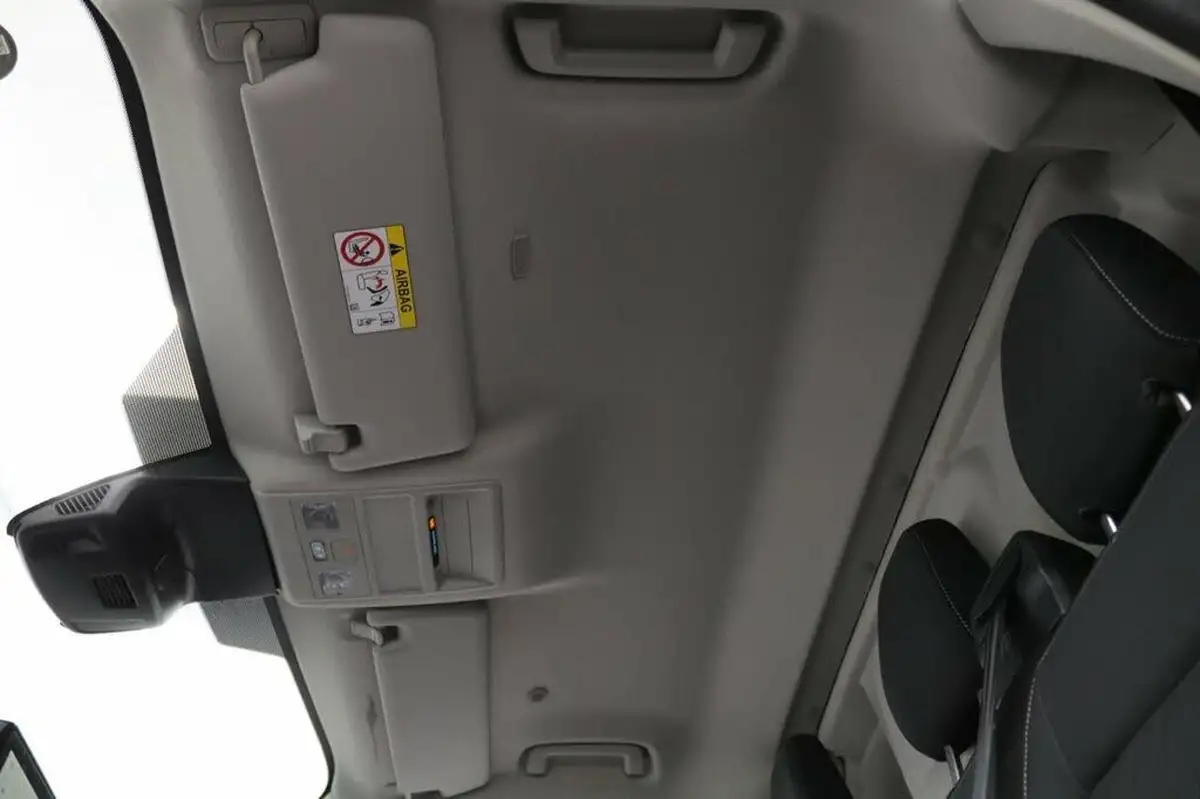 2024-ford-transit-custom-20tdci-320-l2h1-limited-136pseu6e-panel-van-1996cc-auto-big-28