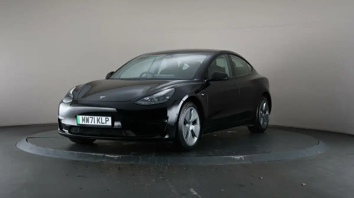 2021-tesla-model-3-e-long-range-awd-big-44