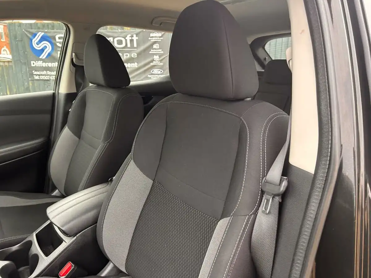 2019-nissan-qashqai-13-dig-t-acenta-premium-140ps-big-14