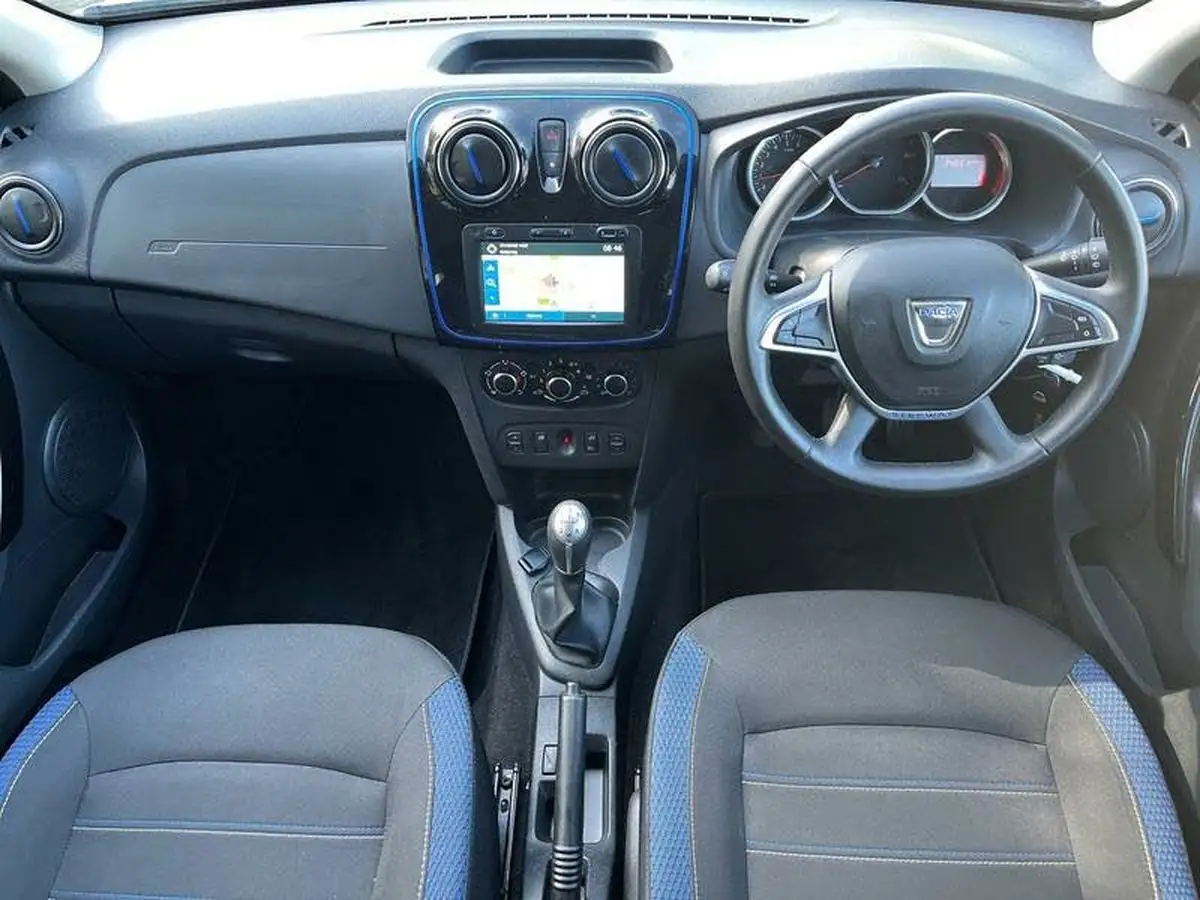 2020-dacia-sandero-stepway-09-tce-se-twenty-big-11